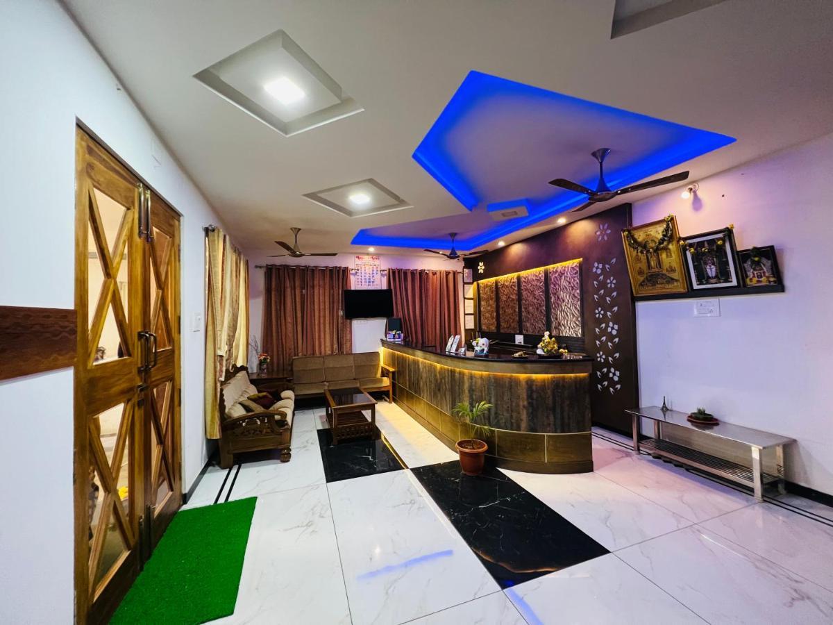 Raja Residency Hotel Alandurai Exterior photo
